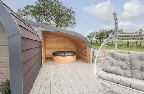 Lochmaben House | Laird Lodge 5