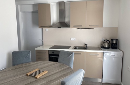 Noirmoutier-en-l'Ile House | LAISSER DIRE :Au VIEIL, House WIFI, bicycles 200m from beach and shops