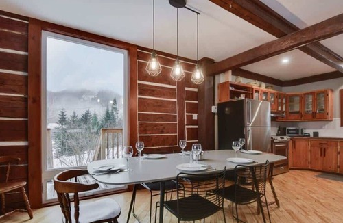 Saint-Raymond Ski Chalet | Lakaban | Forest Hideaway | Fireplace, Comfort & P