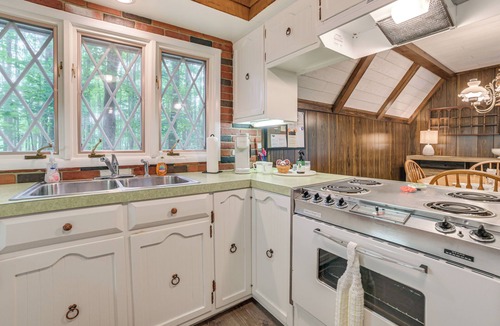Mancelona Cabin | Lake Access Cabin w/Deck, Fire Pit & Grill!