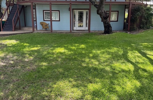 Granite Shoals House | Lake access home in the Hill Country! Less than 1 min walk to boat ramp