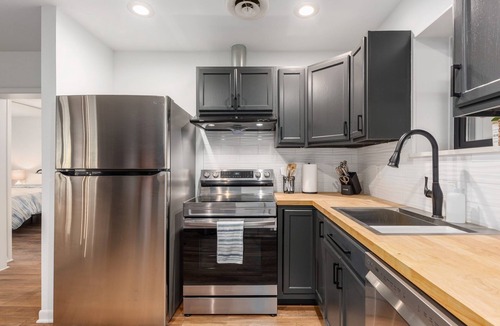 Whitney Other | Lake Access, Kayaks, Firepit, Screened Porch