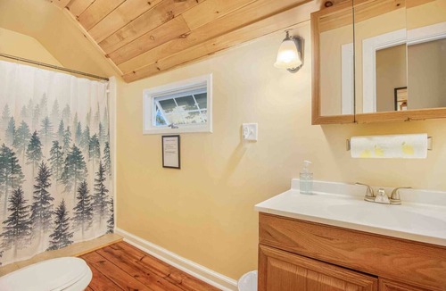 Richfield Springs House | Lake Access to Canadarago Lake*Lake View Cottage*