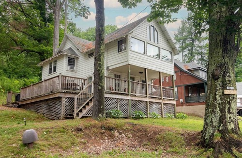 Richfield Springs House | Lake Access to Canadarago Lake*Lake View Cottage*