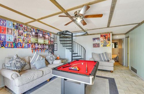 Golden House | Lake Access & Views! Table Rock Lake Family Escape