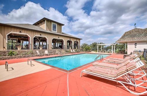 Cartersville Apartment | Lake Allatoona Area Studio w/2 Decks & Farm Views