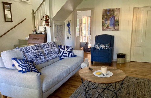 Salisbury Cottage | Lake and kayak access, new kitchen and bathrooms