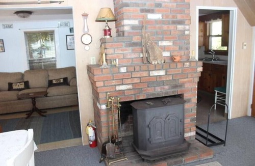 Laconia Cottage | Lake and Mountain views!