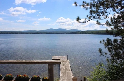 Laconia Cottage | Lake and Mountain views!