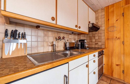 Axalp Apartment | Lake and Mountain View Chalet,Fireplace and Garden