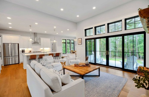 Mineral House | Lake Anna with Pool, Beach, Patio, Hot Tub