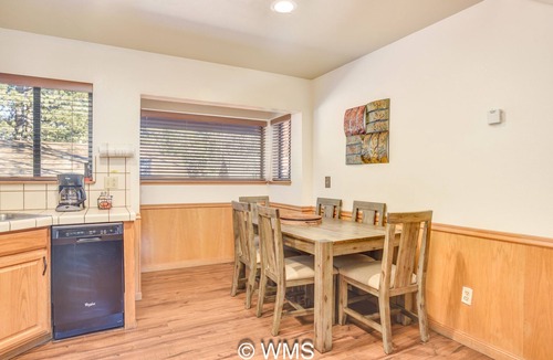 Tahoe Vista Condo | Lake/Beach Front Resort- Pool, Hot Tub, BBQ #27