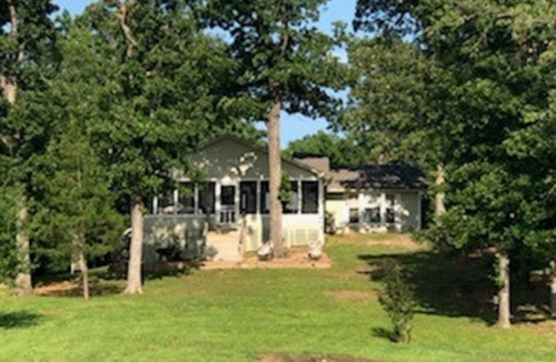 Dogwood House | Lake Bob Sandlin Lakefront Property