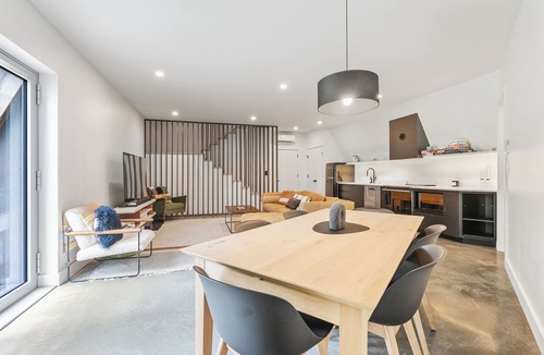 Castleton House | Lake Bomoseen Lake Access, Fire Pit & BBQ