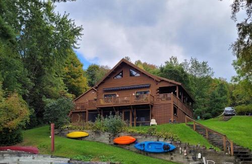Neshobe Beach House | Lake Bomoseen Log Cabin