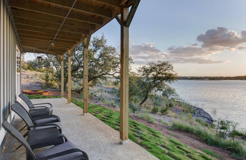 Burnet House | Lake Buchanan Waterfront Getaway