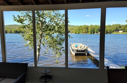 New Marlborough House | Lake Buel Waterfront - 4 Bedrooms with private dock