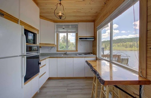 Saint-Leonard-de-Portneuf Ski Chalet | Lake Access | Chalet Le Ptit Leo
