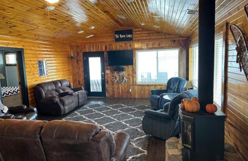 Platte County Apartment | Lake Cabin Along Platte River