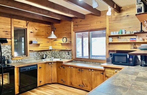 Marion Cabin | Lake cabin
