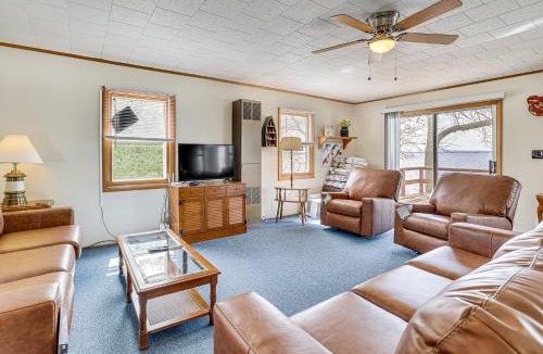 Swanton House | Lake Champlain Cottage w/Deck & Sunset Views!