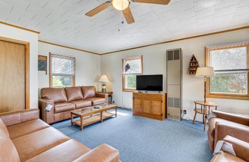 Swanton House | Lake Champlain Cottage w/Deck & Sunset Views!