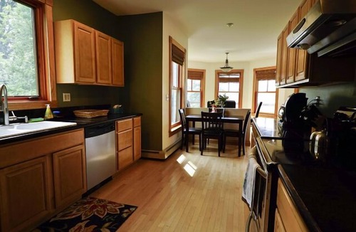 South Hero House | Lake Champlain Lakefront House