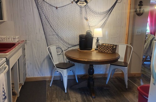 Swanton Cottage | Lake Champlain Waterfront: Amazing Sunsets, Private Beach, and Firepit