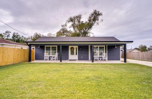 Lake Charles House | Lake Charles Home w/Gas Grill & Fenced-In Yard!
