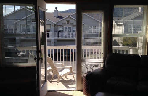 Wapato Point House | Lake Chelan Cottage