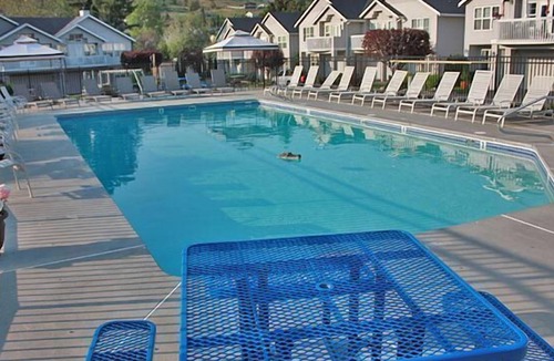 Wapato Point House | Lake Chelan Cottage