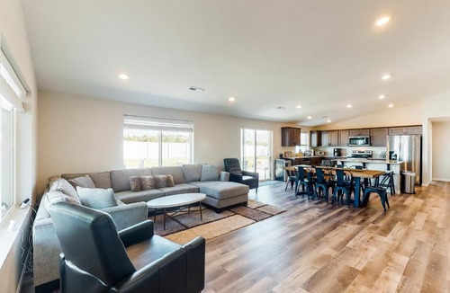 Manson House | Lake Chelan Getaway