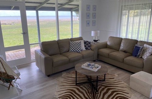 Nangkita Cottage | Lake Cloud