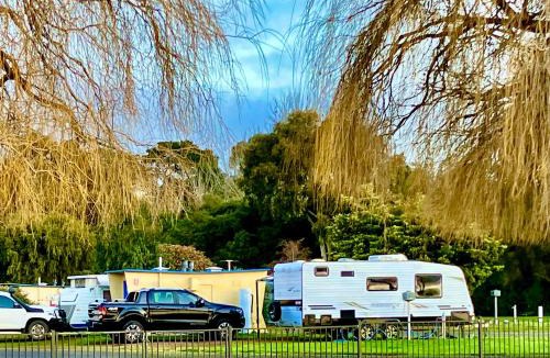 Colac Other | Lake Colac Holiday Park