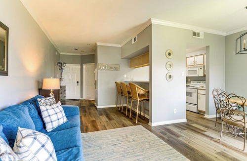 Walden on Lake Conroe Condo | Lake Conroe Condo w/Pool Access + Balcony!