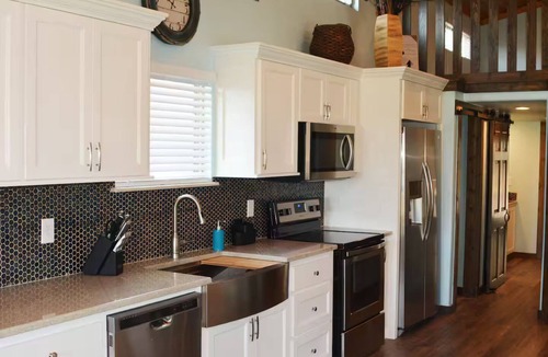 Willis Cottage | Lake Conroe Cottage with Lakeview