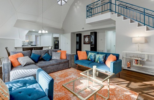 Montgomery House | Lake Conroe Dome Home