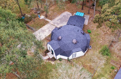 Montgomery House | Lake Conroe Dome Home