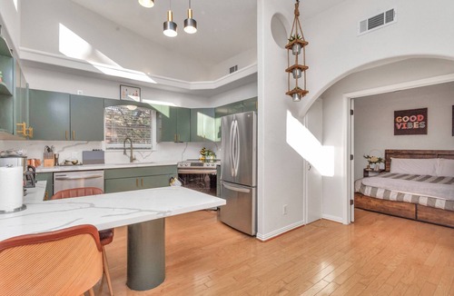 Montgomery House | Lake Conroe Pool Oasis