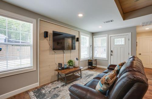 Willis House | Lake Conroe Vacation Rental 1/2 Mi to Boat Launch!