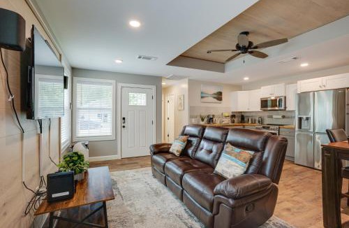 Willis House | Lake Conroe Vacation Rental 1/2 Mi to Boat Launch!