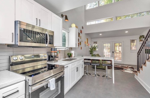 Montgomery House | Lake Conrore Pool Oasis with Tiny Home