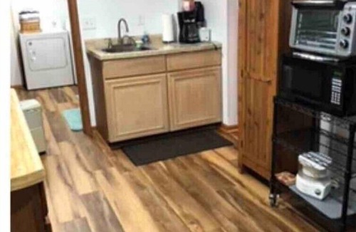 Spirit Lake Apartment | Lake Cottage of Contentment-Lower Level Apartment