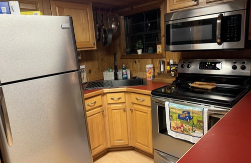 Bushnell Cottage | Lake Cottage
