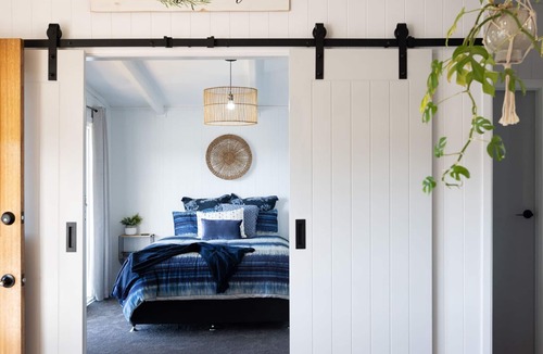 Conjola Park House | Lake Daze- sit back and relax