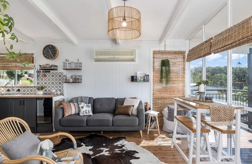 Conjola Park House | Lake Daze- sit back and relax