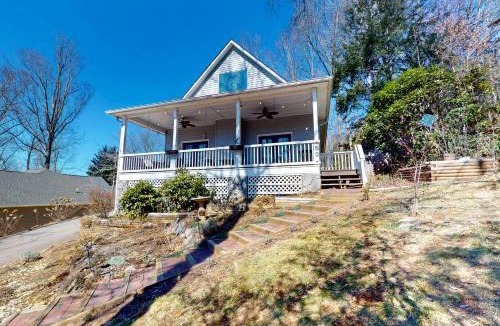 Lake Junaluska House | Lake Daze
