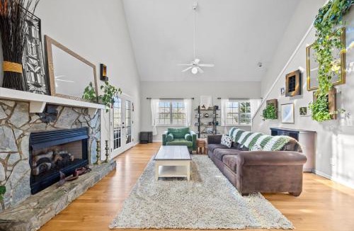 Lake Junaluska House | Lake Daze