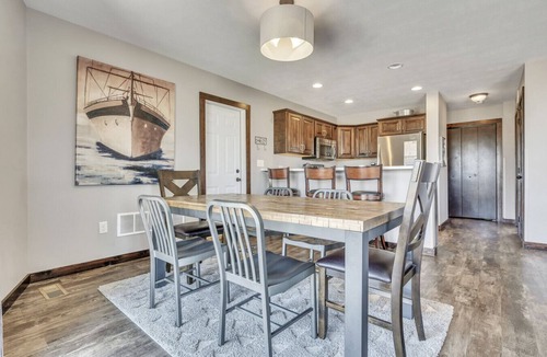 Spirit Lake Cabin | Lake Daze Vacation Cabin in Bridges Bay Resort