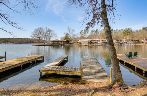 Hot Springs Village House | Lake Desoto Gem w/Private Dock & Resort Perks!